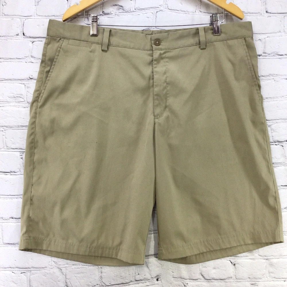 Nike Golf Shorts Mens sz 38‎ Tour Performance Dri-Fit Biege Flaw Spot